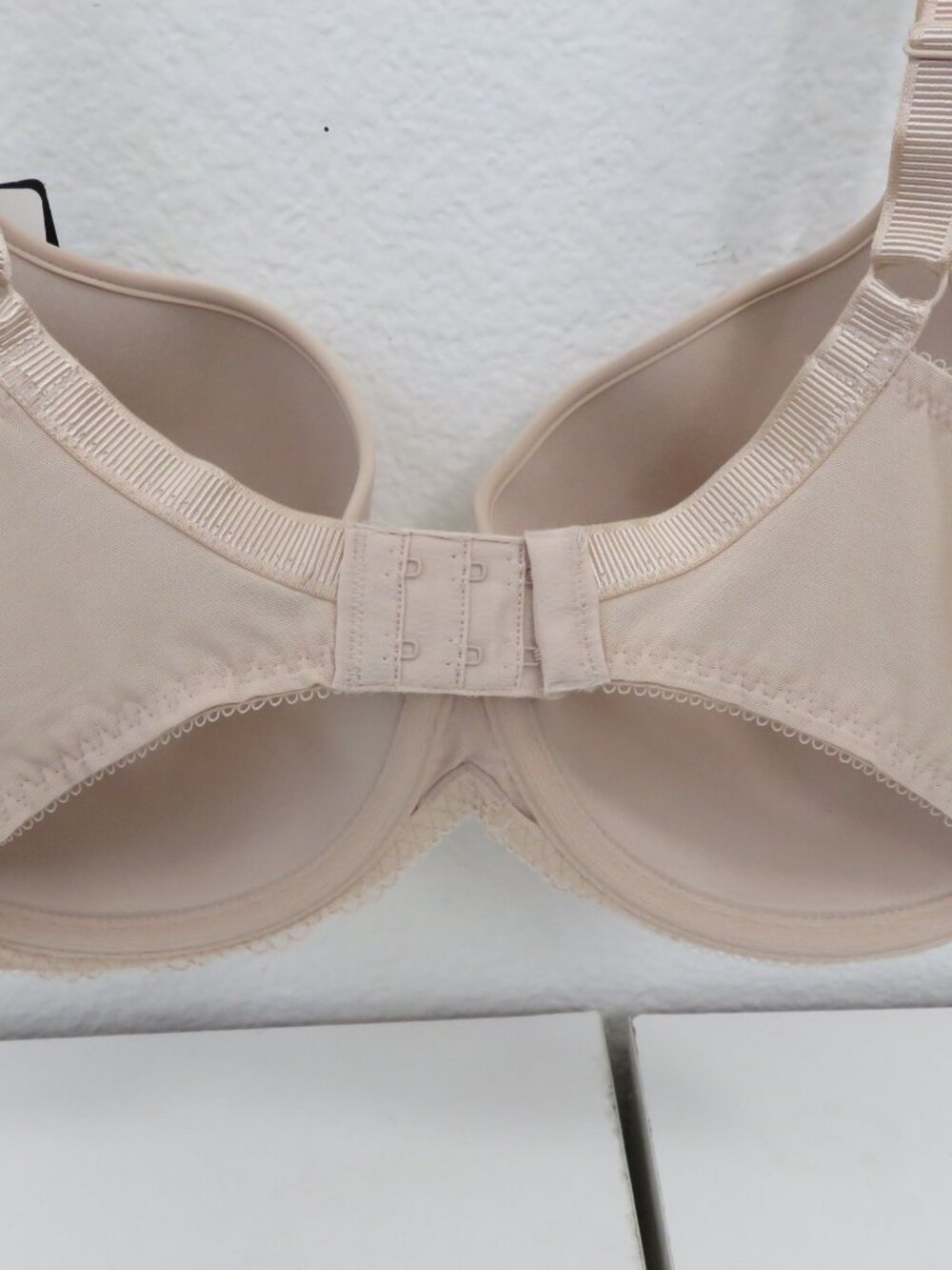 (#123) Wacoal 853117 Nude Underwire T-Shirt Bra Lace Trim Size 34G Beige - Picture 4 of 8